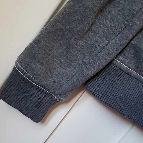 Sweatshirt - Picture 4 of 4